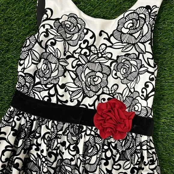 Girls Emily West Dress - Picture 2 of 4